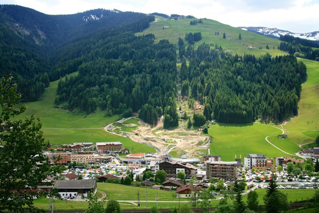 Chalet Apartment Leogang Pokoj fotografie